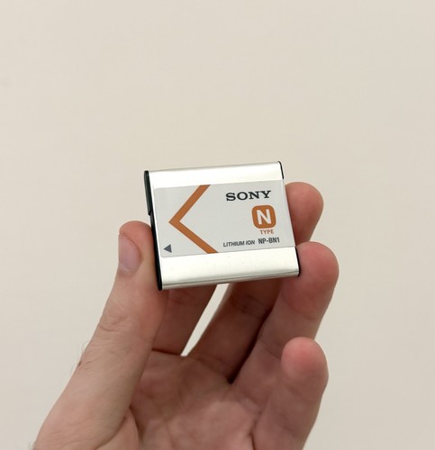 Genuine sony bn1 - genuine, battery