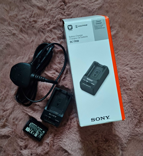 Sony trw charger - bc-trw,